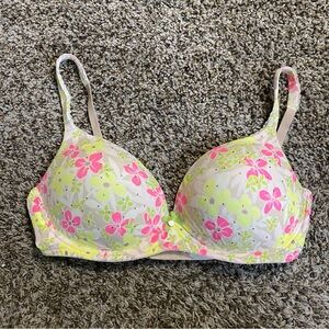Victoria’s Secret Bra Women’s 38D Beige Pink Yellow Floral Body Victoria No Wire